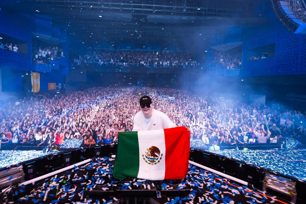 Bizarrap: ¡Un frenesí musical que conquistó el Pepsi&nbsp;Center!